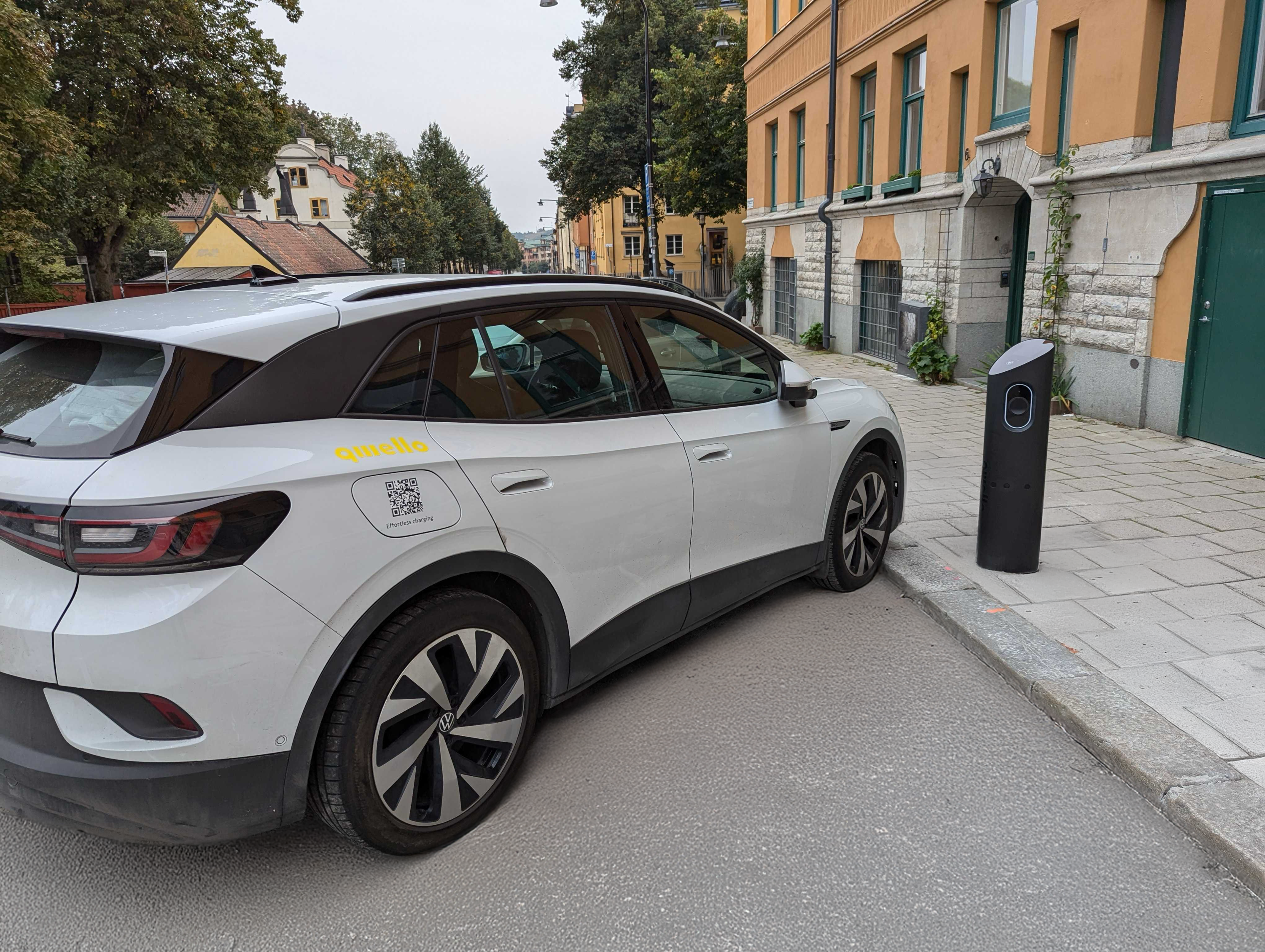 Introducing the Charging Station CP22: Optimised for narrow Public Parking Spaces